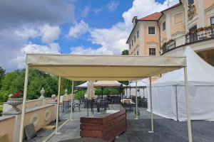 Pergola Latin 80, zámek Liblice, realizace Bohemiaflex CS