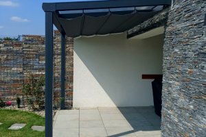 Pergola Piazza + markýza Latin 40, realizace Bohemiaflex CS